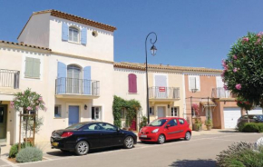 Three-Bedroom Holiday home Aigues-Mortes 0 05, Aigues-Mortes